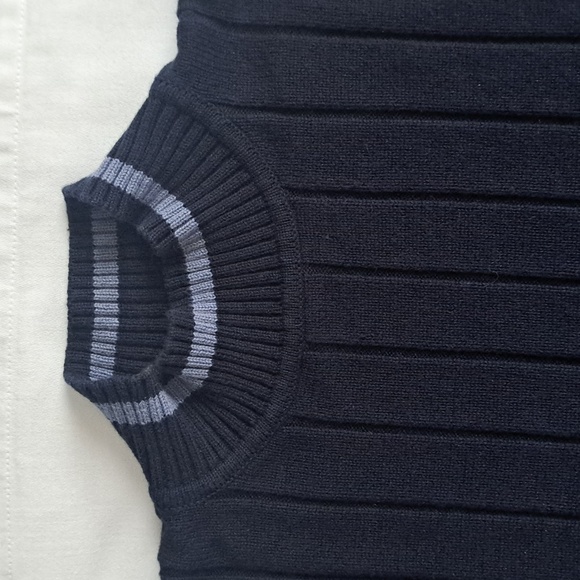 Mens sweater size M - Picture 3 of 6